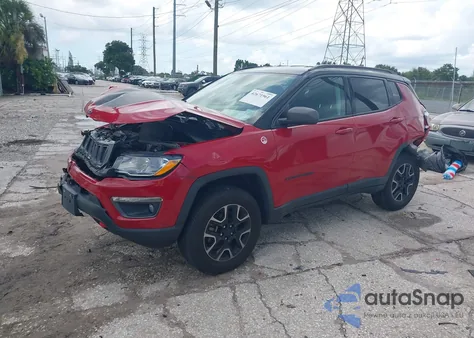 2019 Jeep Compass Trailhawk 4X4 z USA, uszkodzony, nr VIN 3C4NJDDB9KT650148